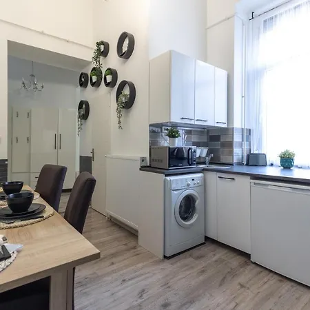 בודפשט Urban Oasis Apartment מראה חיצוני תמונה